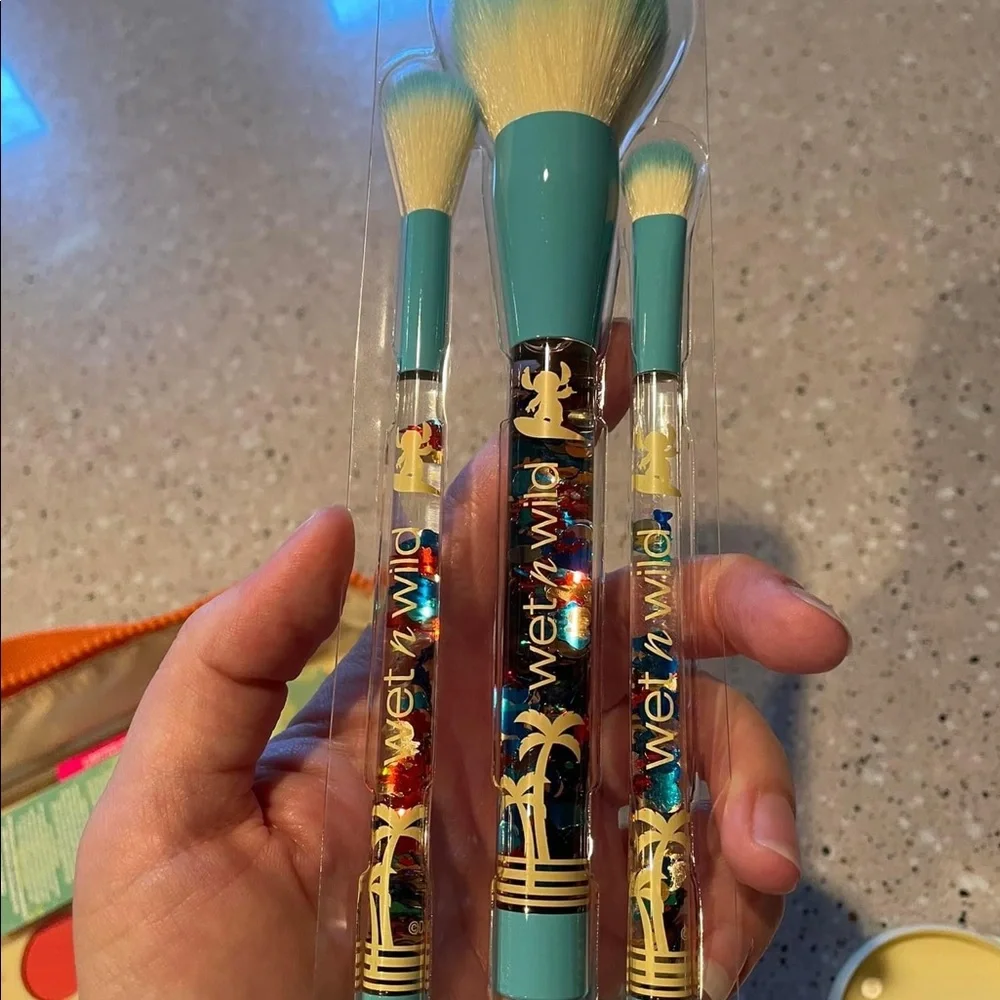 𝗦𝘁𝗶𝘁𝗰𝗵 𝗠𝗮𝗸𝗲𝘂𝗽 𝗖𝗼𝗹𝗹𝗲𝗰𝘁𝗶𝗼𝗻😍💜 - Picture 5 of 6